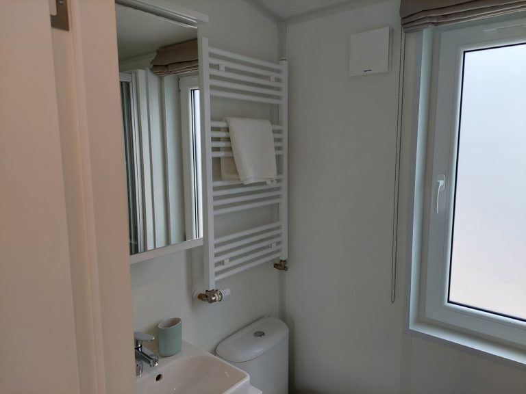 ex showroom display unit Static caravan, mobile home In Stock 41ft x 13ft BS 3632 British Standard for Residential Park Homes
