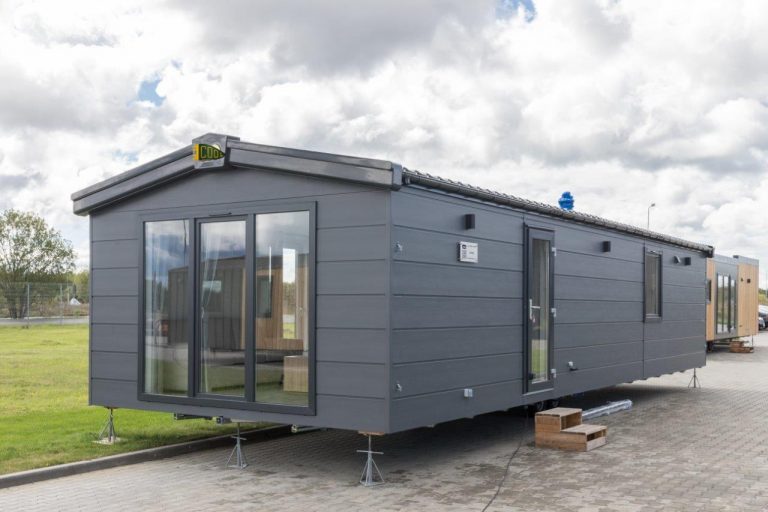 362218318_274194728542024_2347404880245011416_n POOLE | Mobile Home | Leisure Home A house inspired by classic British style! 12-16 weeks manufacture time!