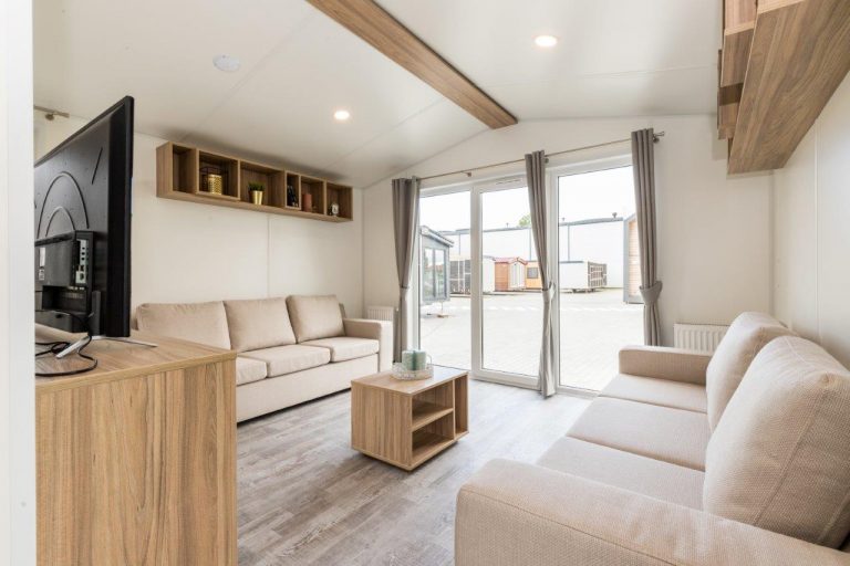 POOLE | Mobile Home | Leisure Home A house inspired by classic British style! 12-16 weeks manufacture time!