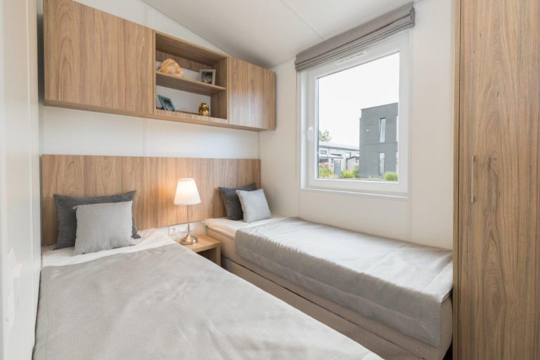 POOLE | Mobile Home | Leisure Home A house inspired by classic British style! 12-16 weeks manufacture time!