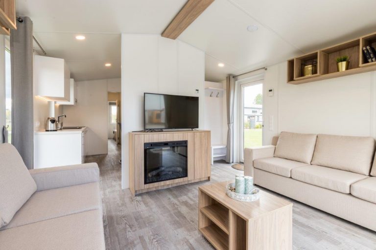 POOLE | Mobile Home | Leisure Home A house inspired by classic British style! 12-16 weeks manufacture time!