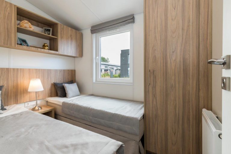 POOLE | Mobile Home | Leisure Home A house inspired by classic British style! 12-16 weeks manufacture time!