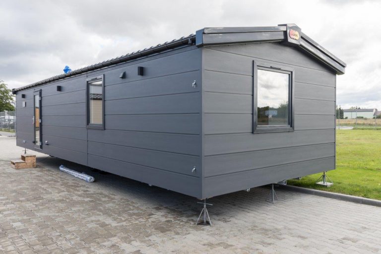 POOLE | Mobile Home | Leisure Home A house inspired by classic British style! 12-16 weeks manufacture time!