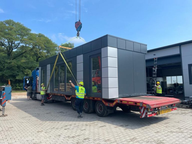 Hi-Tech 10m x 3m / 32ft x 10ft Portable office, Site cabin, Marketing suite, Sales cabin, TEMPORARY SPEC Modular building