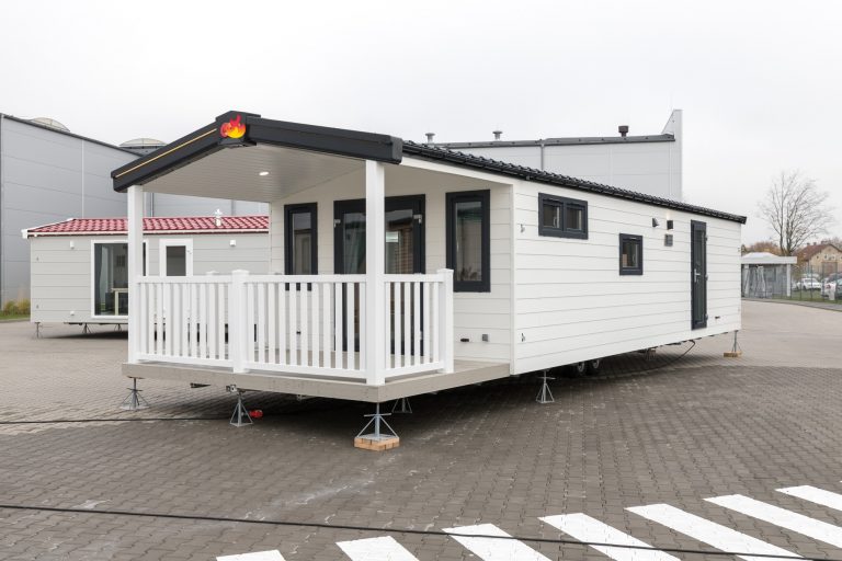 362663016_280223261272504_7199295655836584233_n BARRY WHITE | Mobile Home | Leisure Home An ideal home with a terrace for family rest! SIZE: 12.5m x 4m | 41ft x 13ft 12-16 weeks delivery
