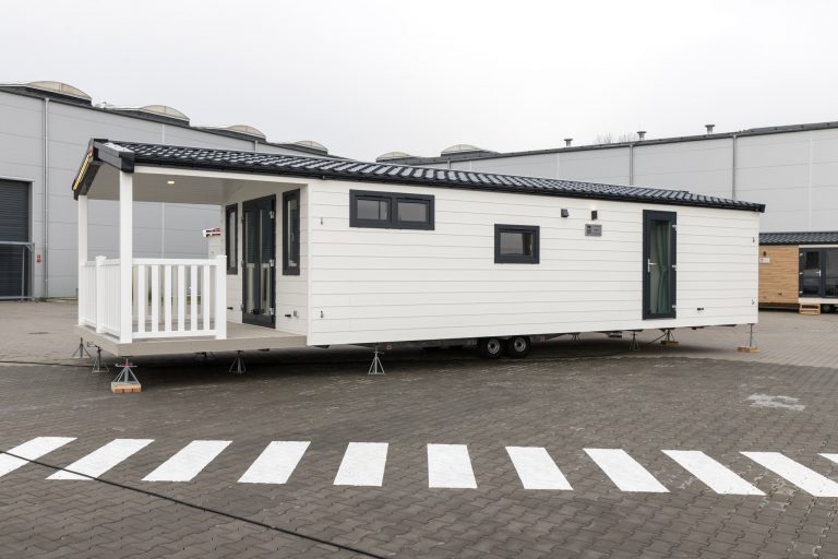 362968149_280215274606636_6720376443895798950_n BARRY WHITE | Mobile Home | Leisure Home An ideal home with a terrace for family rest! SIZE: 12.5m x 4m | 41ft x 13ft 12-16 weeks delivery