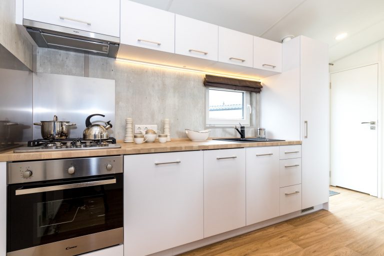 WAIKIKI | Mobile Home | Leisure Home Another model of our smallest but mightiest! SIZE: 8.8m x 4m | 29ft x 13ft 12-16 weeks delivery