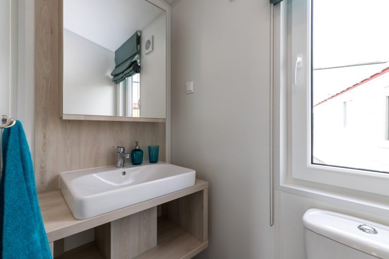 365389908_280218284606335_7982249835727288233_n BARRY WHITE | Mobile Home | Leisure Home An ideal home with a terrace for family rest! SIZE: 12.5m x 4m | 41ft x 13ft 12-16 weeks delivery