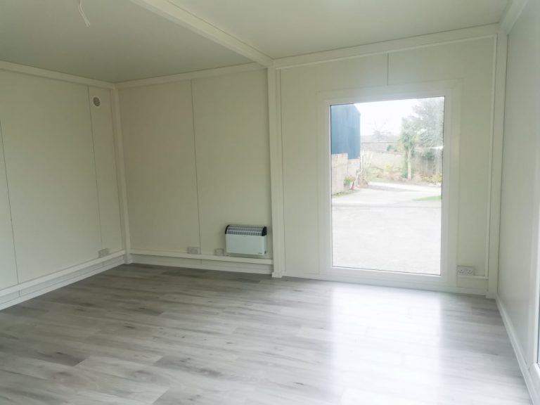 Yola 6m x 5m/ 20ft x 16.5ft Portable office, Site cabin, Marketing suite, Sales cabin, TEMPORARY SPEC MODULAR BUILDING