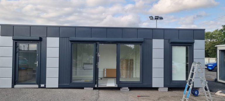 Hi-Tech 10m x 3m / 32ft x 10ft Portable office, Site cabin, Marketing suite, Sales cabin, TEMPORARY SPEC Modular building