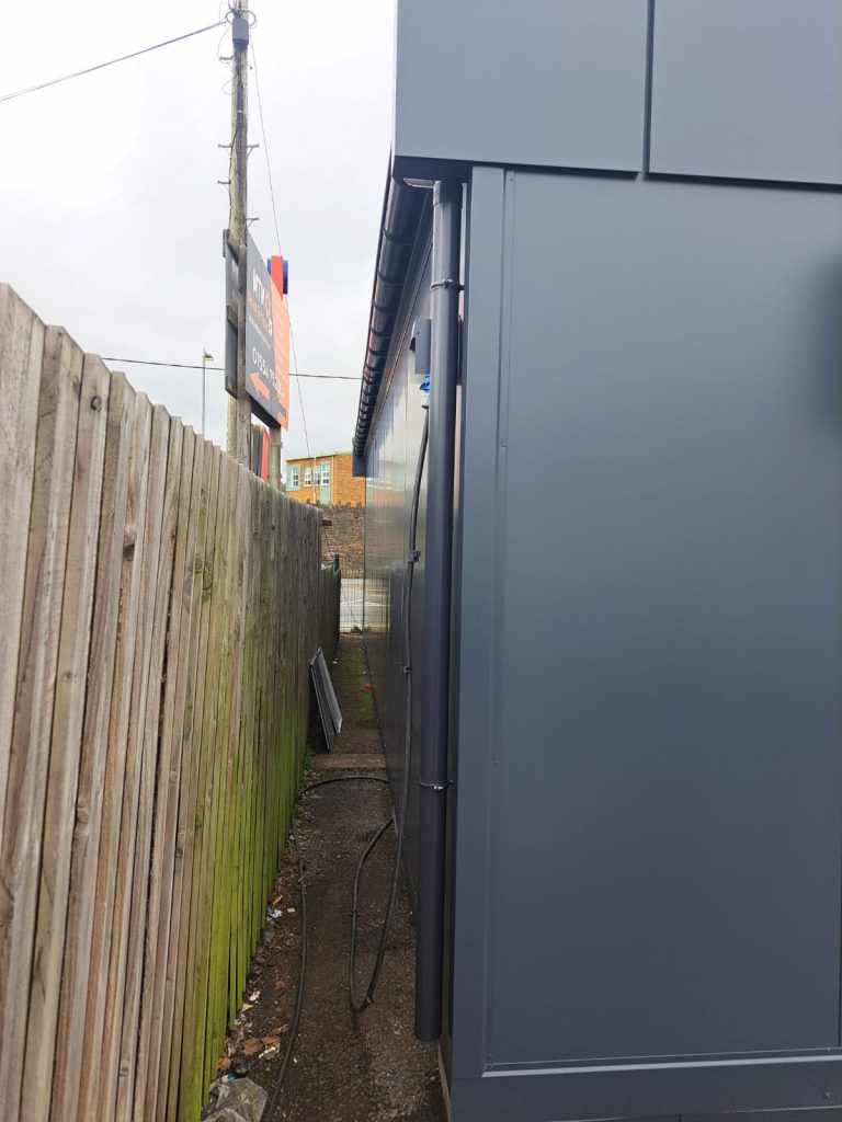 Hi-Tech 10m x 3m / 32ft x 10ft Portable office, Site cabin, Marketing suite, Sales cabin, TEMPORARY SPEC Modular building