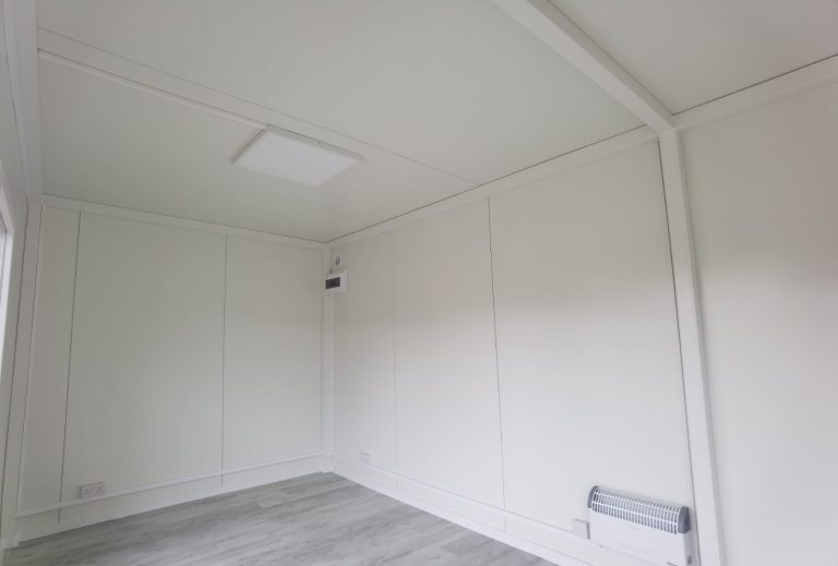 WhatsApp Image 2022-04-12 at 13.42.49 (6) Modular office / showroom / Marketing Suite - 7m x 3m Price per week hire (Prices are based on a minimum 52 week hire period)