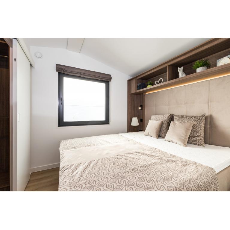 Luxury Mobile Homes for Sale UK | Lodge with 75-Year Lifespan |