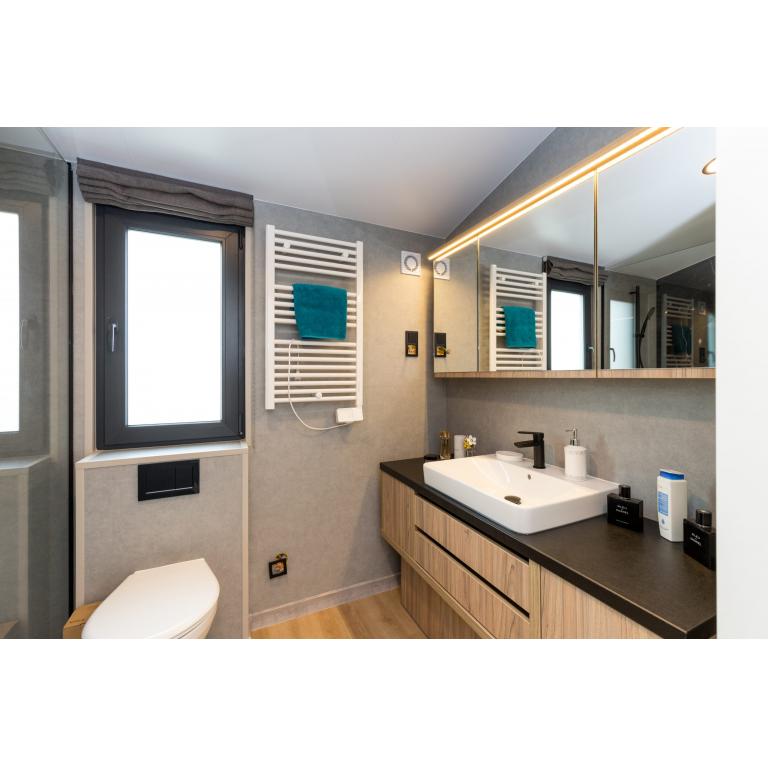 Luxury Mobile Homes for Sale UK | Lodge with 75-Year Lifespan |