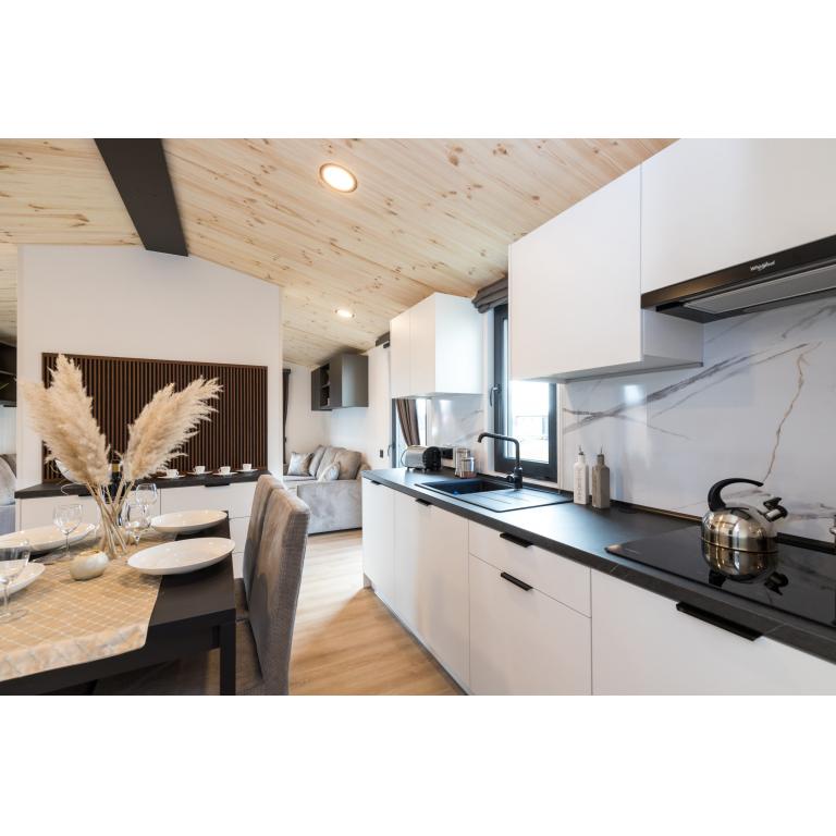 Luxury Mobile Homes for Sale UK | Lodge with 75-Year Lifespan |