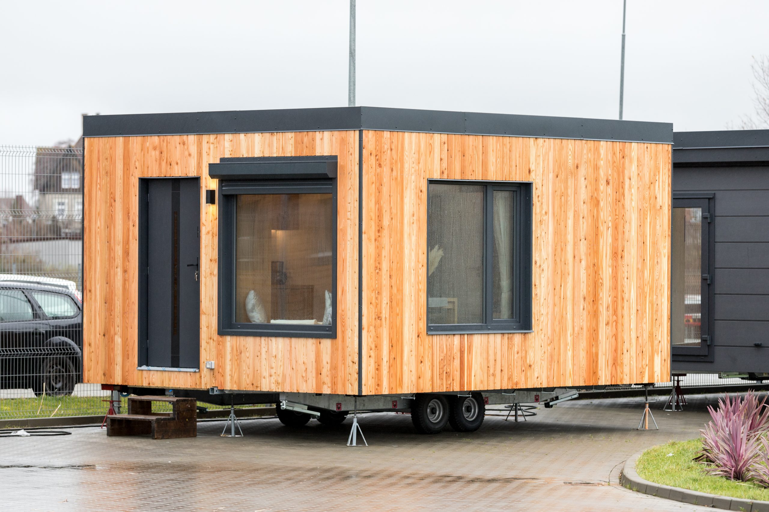 Delivered luxury garden pod with modern modular lodge detailing