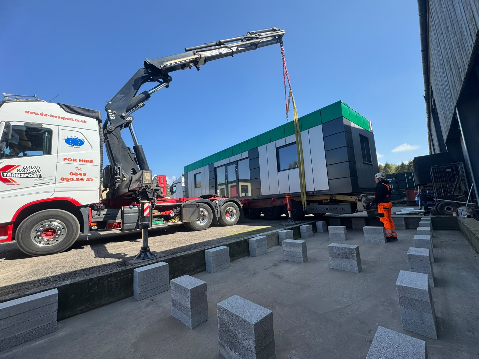 Excloosive Ltd modular office being unloaded at Needwood Sawmill in Staffordshire